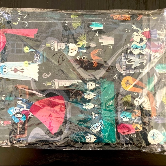 Disneys Haunted Mansion Set of 4 Inspired Dining Room Table Place Mats. - Picture 6 of 6